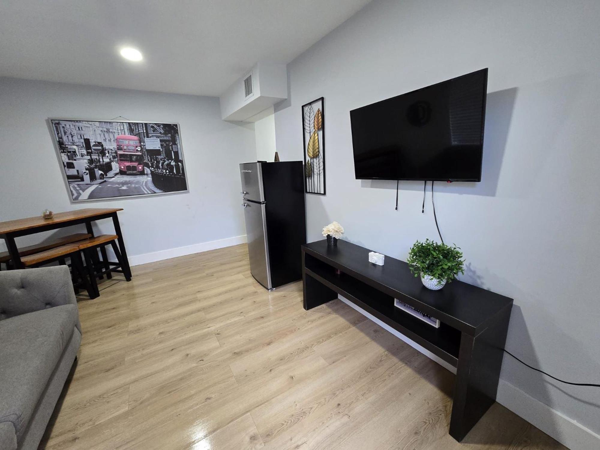 Apartment Urban Retreat With 8 Twin Beds *